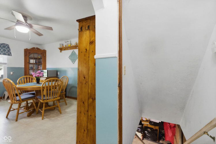 Listing Image 41