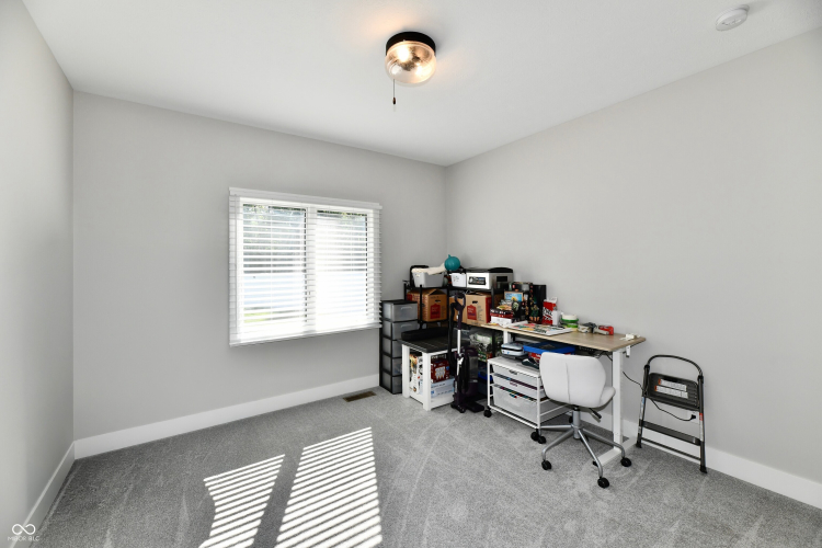 Listing Image 45