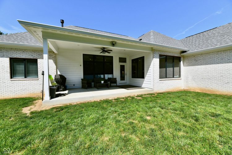 Listing Image 64