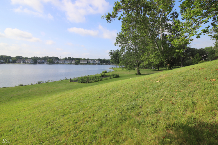 Listing Image 24