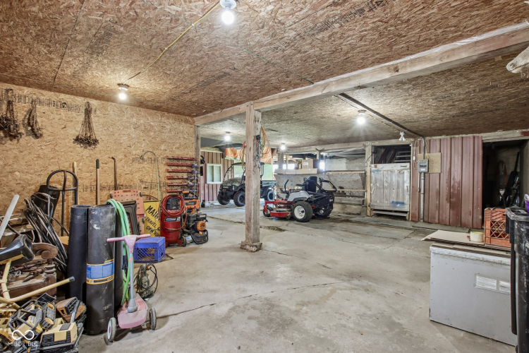Listing Image 36