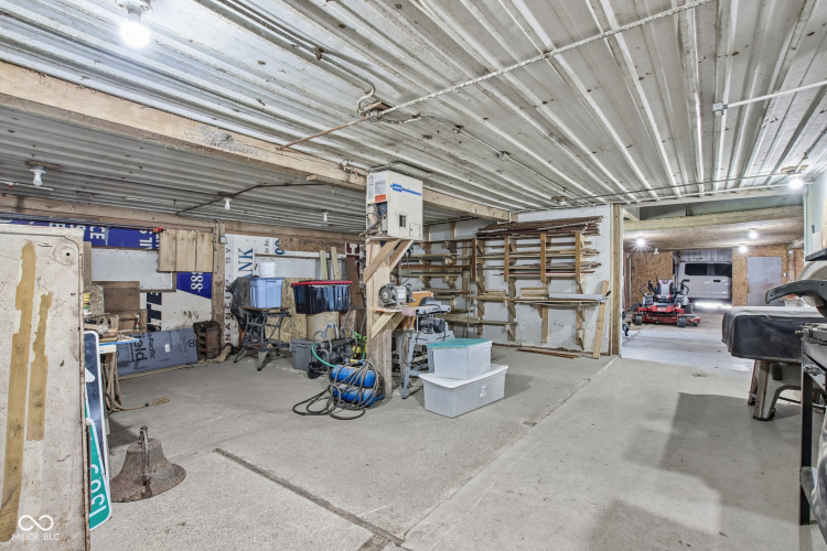 Listing Image 38