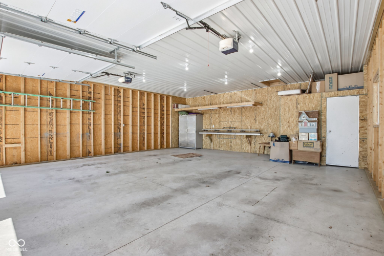 Listing Image 41