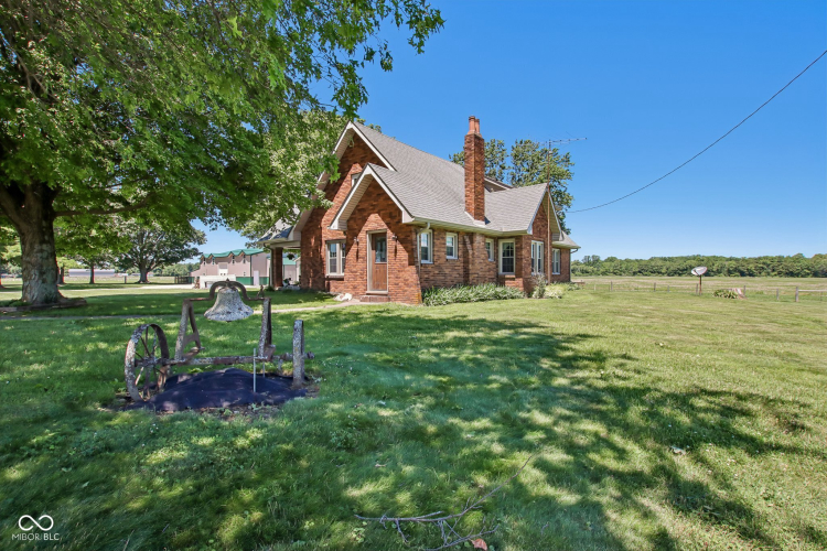 Listing Image 53