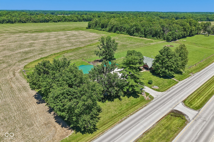 Listing Image 58