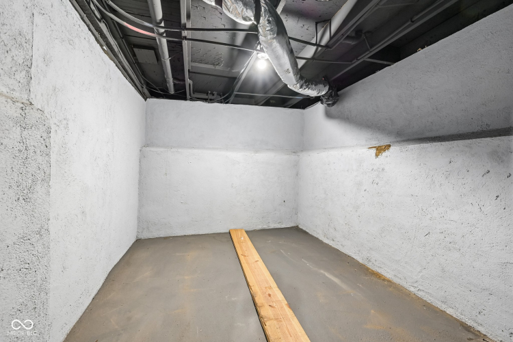 Listing Image 37