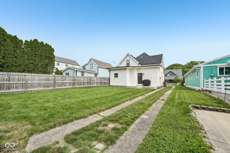 Listing Image 42