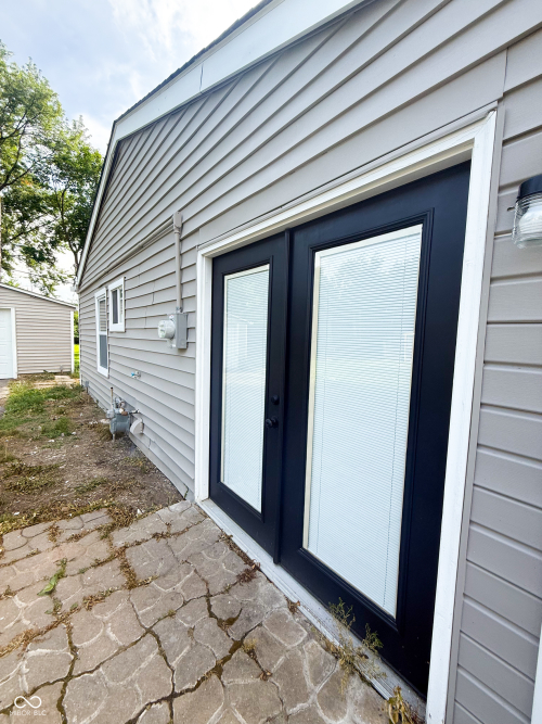 Listing Image 18