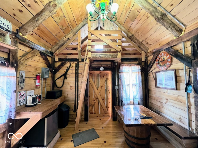 Listing Image 62
