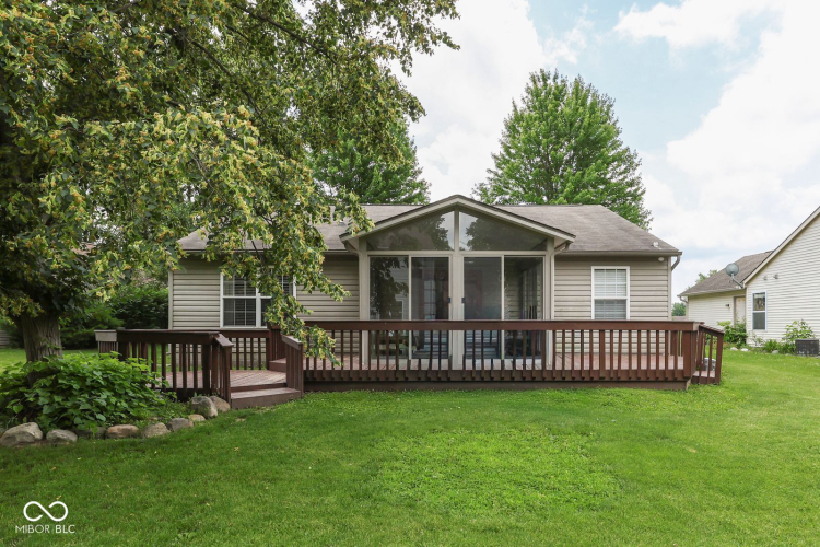 Listing Image 9