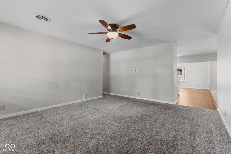 Listing Image 26