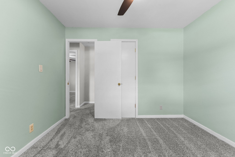 Listing Image 29