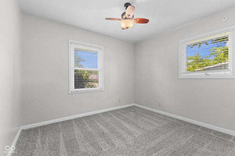 Listing Image 30