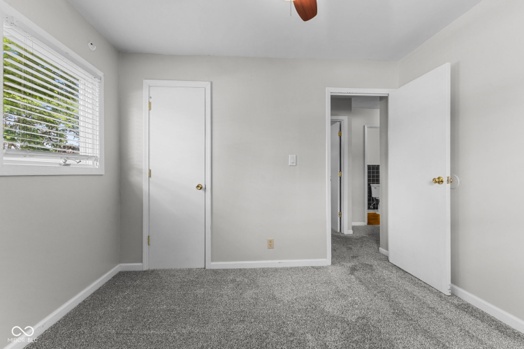 Listing Image 31