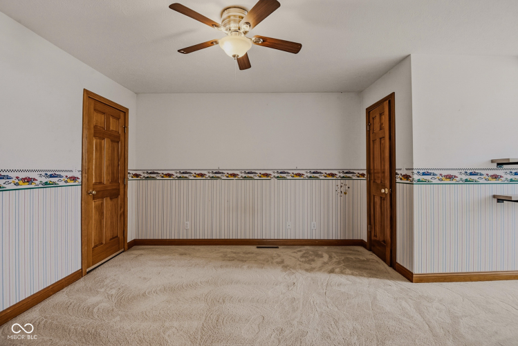 Listing Image 49