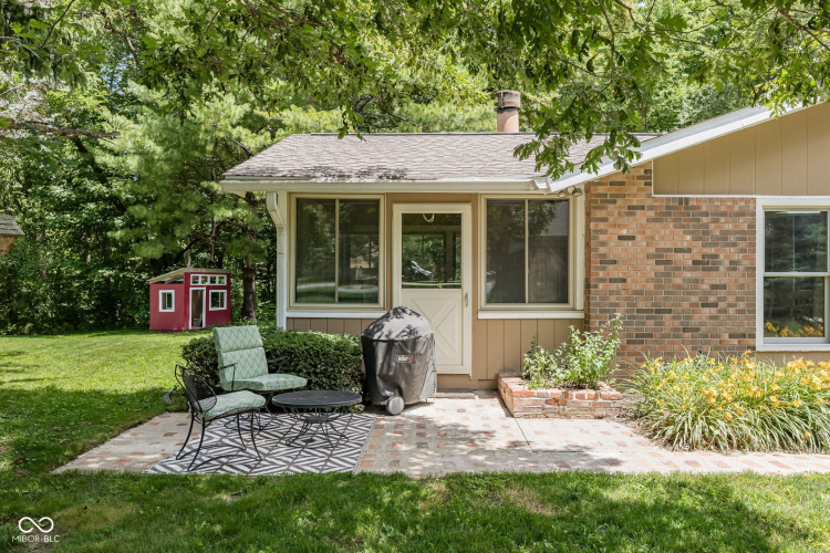 Listing Image 23