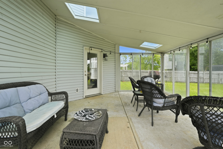Listing Image 29