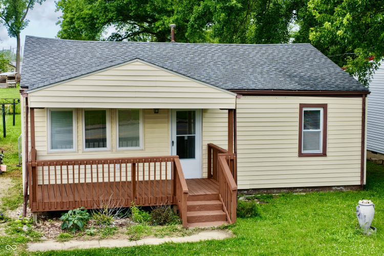 Listing Image 3