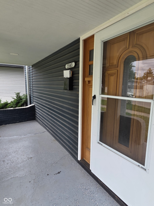 Listing Image 2