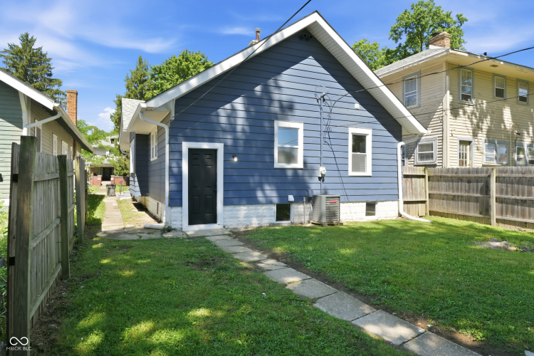 Listing Image 28