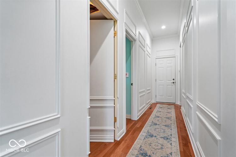 Listing Image 50