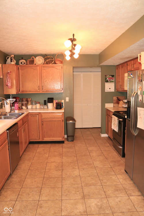 Listing Image 30