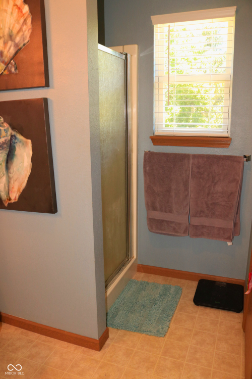 Listing Image 53
