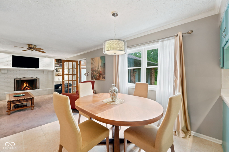 Listing Image 14