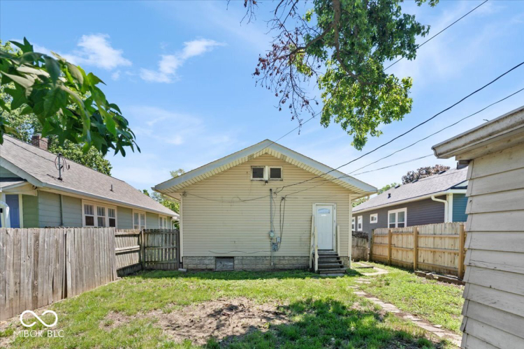 Listing Image 21