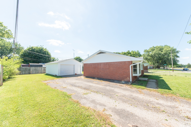 Listing Image 20