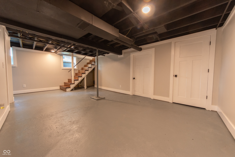 Listing Image 24