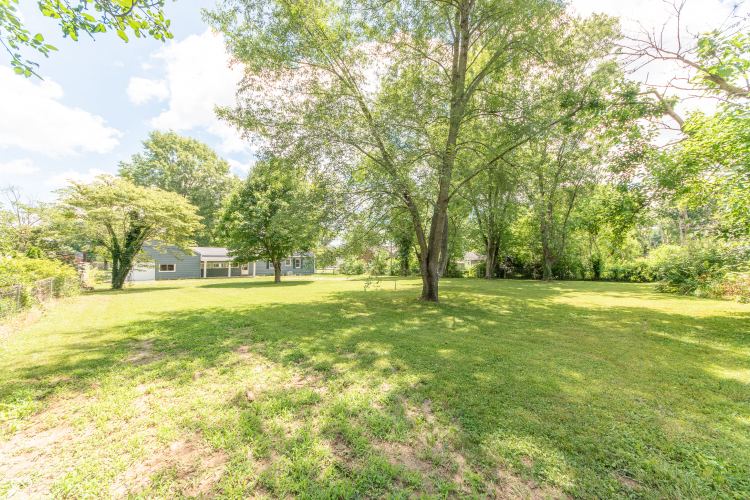 Listing Image 42