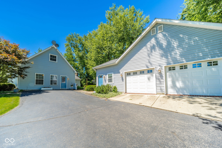 Listing Image 43