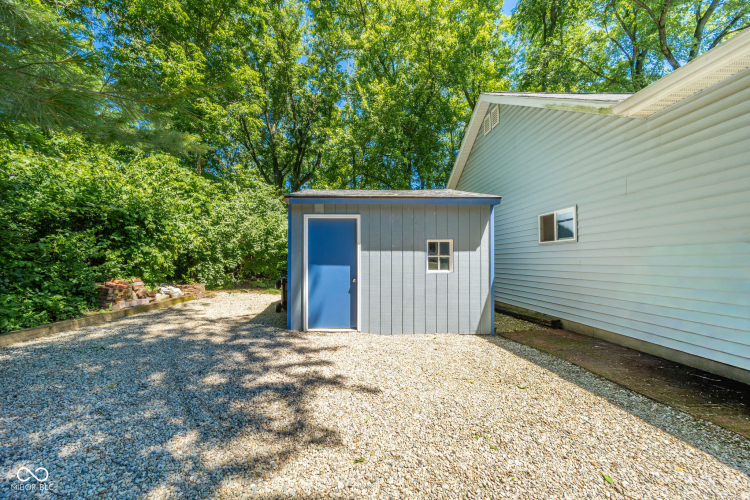 Listing Image 55