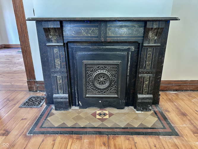 Listing Image 18