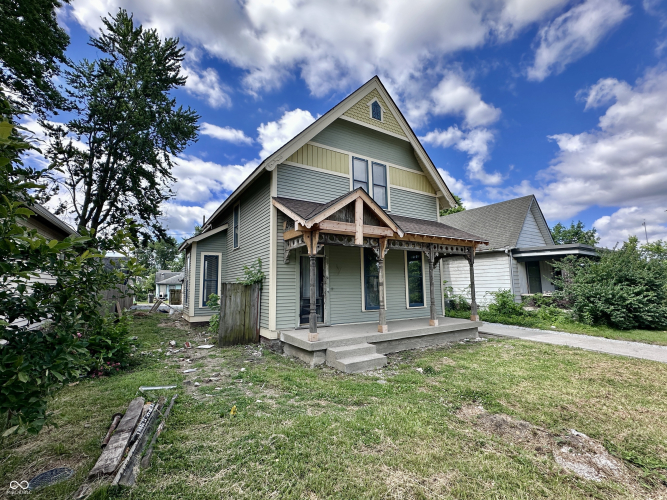Listing Image 3