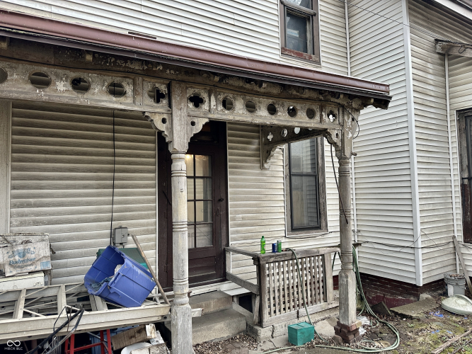 Listing Image 53