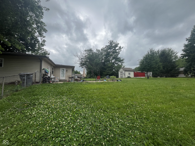 Listing Image 5
