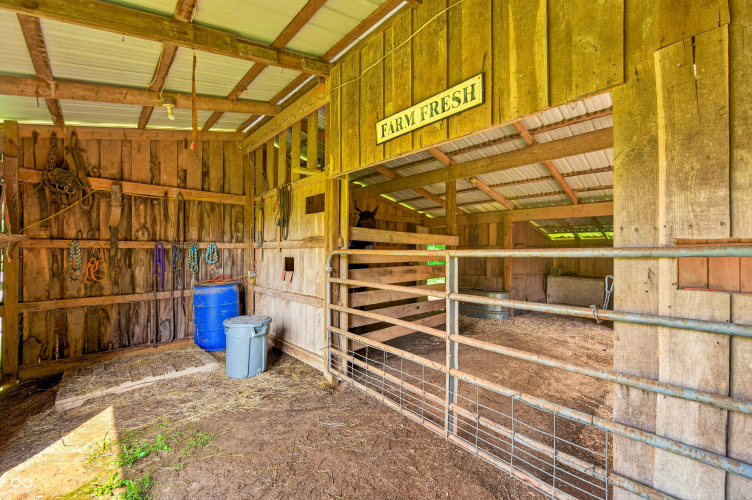 Listing Image 70