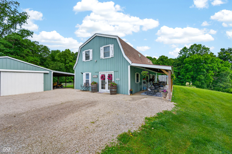 Listing Image 8