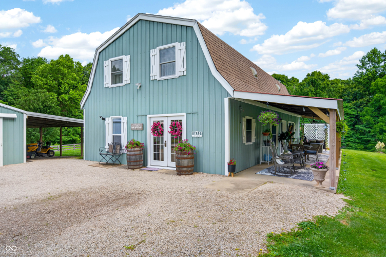 Listing Image 9
