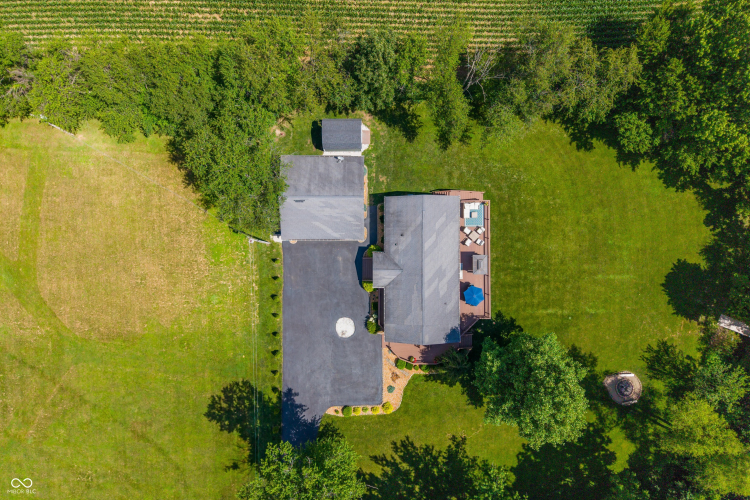 Listing Image 64