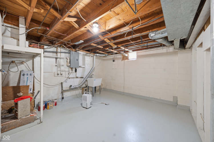 Listing Image 23