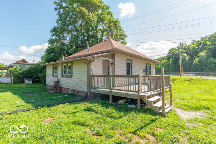 Listing Image 3