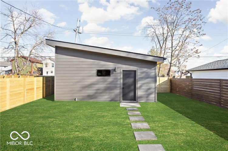 Listing Image 22