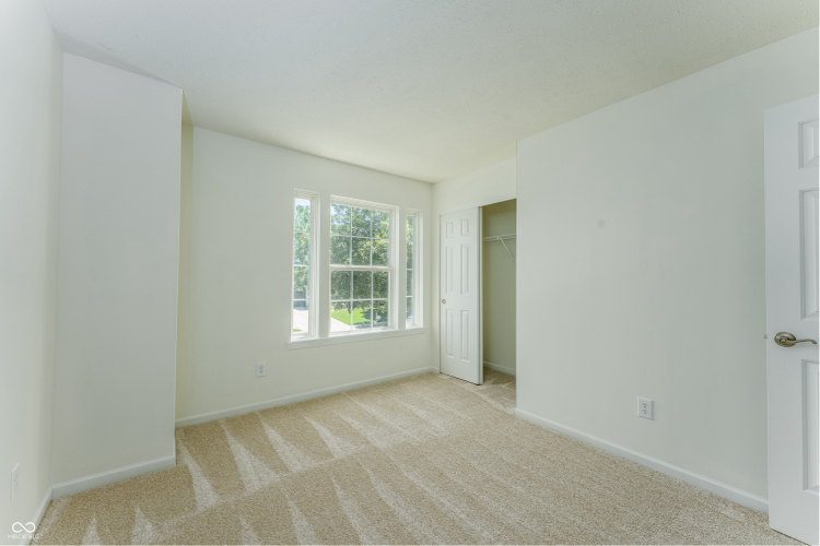 Listing Image 45