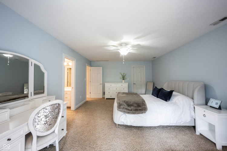 Listing Image 65