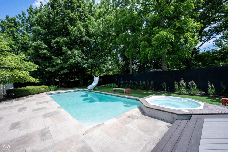 Listing Image 87