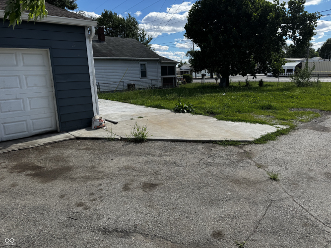 Listing Image 38