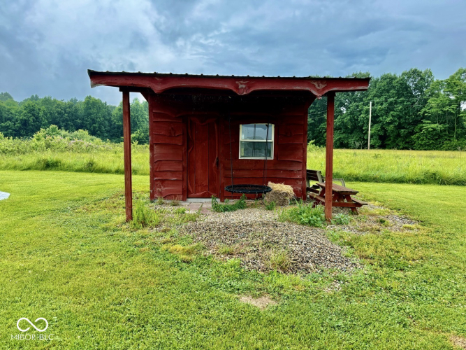 Listing Image 24